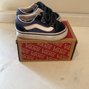 Baby vans size 5.5